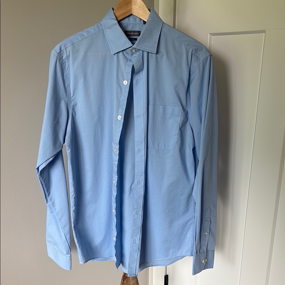 Van Heusen Light Blue Dress Shirt, M